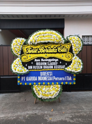 Papan Bunga Duka di Tuban